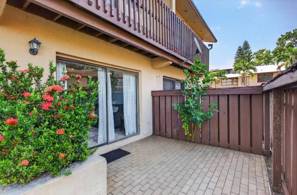 Parkwood, 9942 Royal Palm Blvd, Coral Springs, Florida 33065, image 2