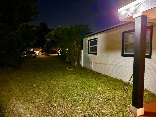 Bonnie Loch, 601 NW 38th St, Deerfield Beach, Florida 33064, image 2