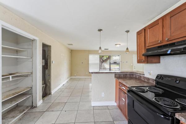 Miramar Isles, 6516 SW 33rd St, Miramar, Florida 33023, image 2