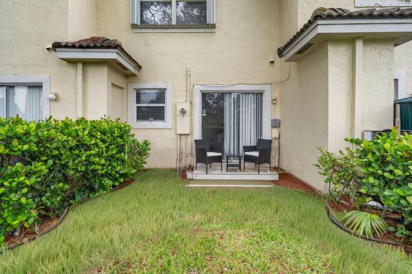 Georgian Courts, 13468 Old Englishtown Rd, Wellington, Florida 33414, image 1