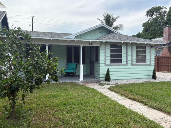 Lake Worth Town, 527 S L St #1, Lake Worth Beach, Florida 33460, image 1