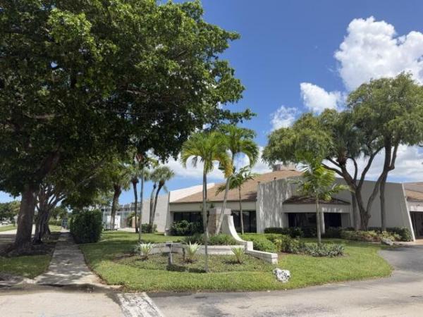 Royal Park Gardens 1, 6600 Royal Palm Blvd #215B, Margate, Florida 33063, image 2