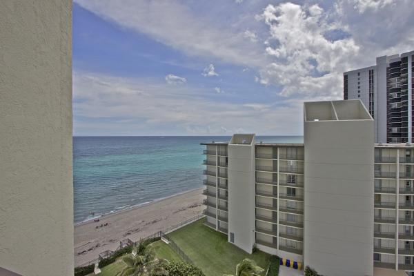 Connemara, 5420 N Ocean Dr #1006, Riviera Beach, Florida 33404, image 3