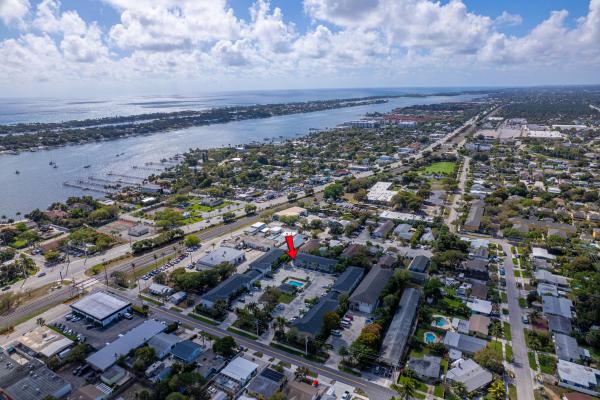Mango Villas Townhouse, 324 W Pine St #11, Lantana, Florida 33462, image 1