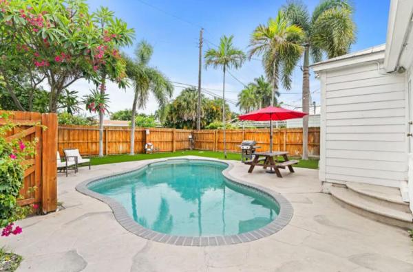 North Shore Terrace, 219 31st St, West Palm Beach, Florida 33407, image 3