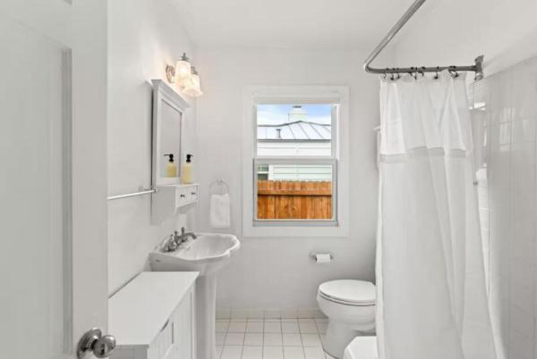 North Shore Terrace, 219 31st St, West Palm Beach, Florida 33407, image 1