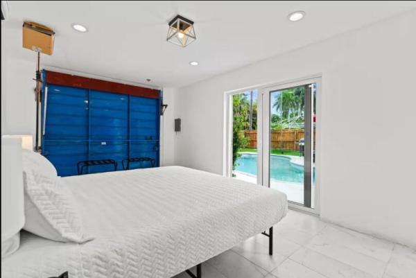 North Shore Terrace, 219 31st St, West Palm Beach, Florida 33407, image 1