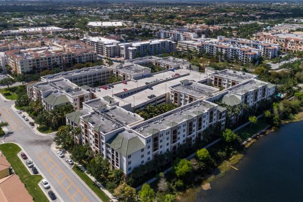 Vizcaya Lakes, 1660 Renaissance Commons Blvd #2421, Boynton Beach, Florida 33426, image 1