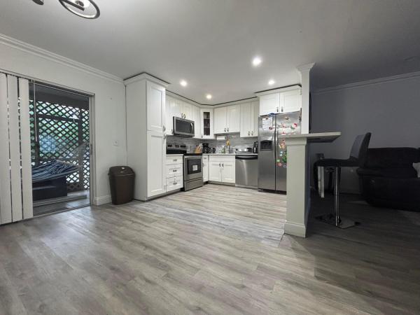 Blue Lake Townhouses, 3305 Mallard Close #54, Pompano Beach, Florida 33064, image 2