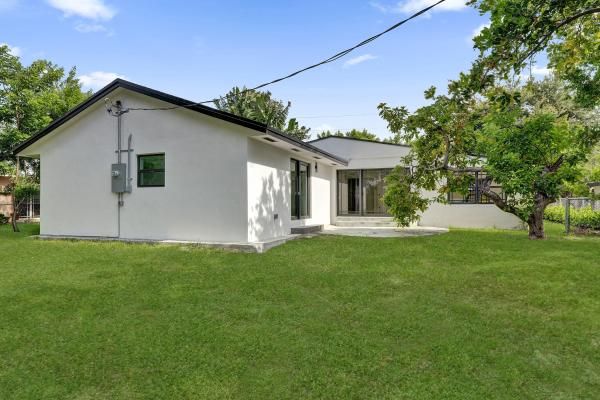 Park Road Manor, 3234 Taft St, Hollywood, Florida 33021, image 2