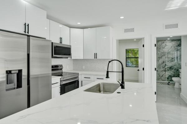 Park Road Manor, 3234 Taft St, Hollywood, Florida 33021, image 1