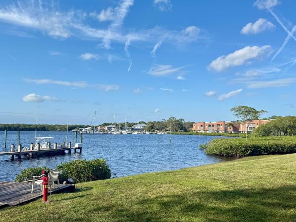 3100 SE Pruitt Rd #E303, Port St. Lucie, Florida 34952, image 2