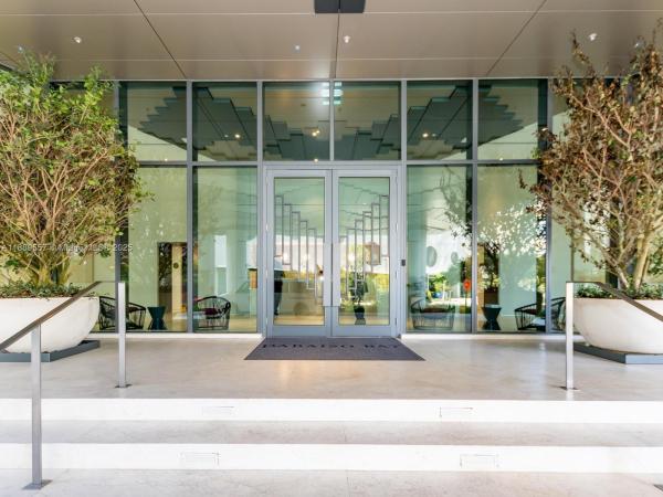 Paraiso Bay, 650 NE 32nd St #1508, Miami, Florida 33137, image 2