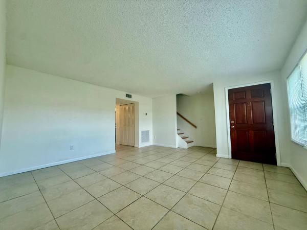 Marina Townhomes, 311 Gulfstream Rd, Dania Beach, Florida 33004, image 3