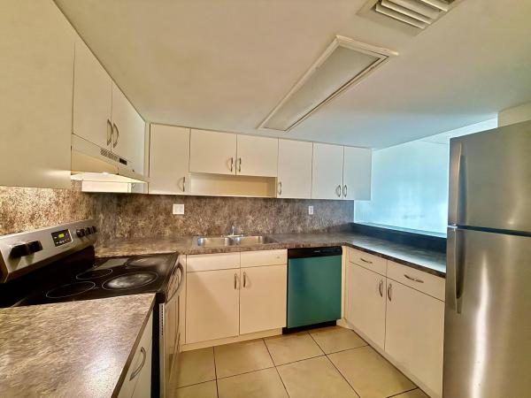 Marina Townhomes, 311 Gulfstream Rd, Dania Beach, Florida 33004, image 2