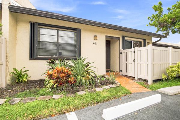 Woodlake Isles, 611 Banks Rd, Margate, Florida 33063, image 3