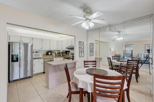 Pine Ridge South 3, 331 Knotty Pine Cir #C-1, Greenacres, Florida 33463, image 2