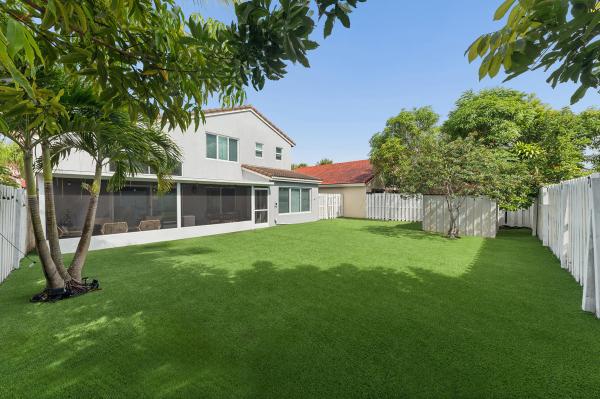 Superior At Lakes Of Laguna, 4176 Torres Cir, West Palm Beach, Florida 33409, image 1