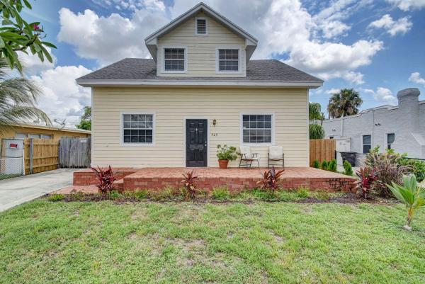 The Gardens, 725 Selkirk St, West Palm Beach, Florida 33405, image 1