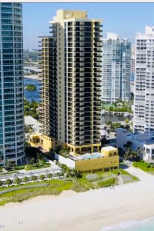16275 Collins Ave #2403, Sunny Isles Beach, Florida 33160, image 2