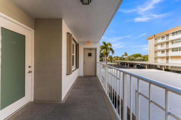 Tropic Bay, 931 Gardenia Dr #269, Delray Beach, Florida 33483, image 3