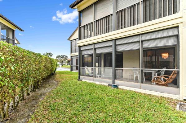 3385 Jog Park Dr, Greenacres, Florida 33467, image 3