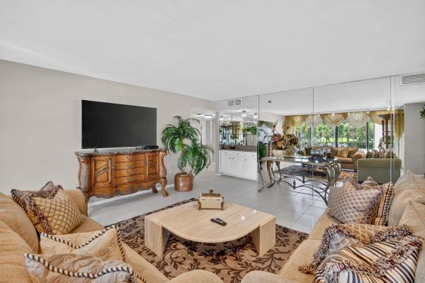 Laurel Oaks At Boca West Country Club, 20110 Boca West Dr #228, Boca Raton, Florida 33434, image 1