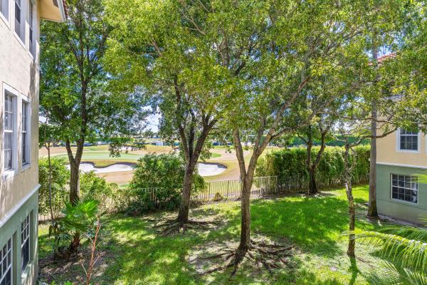 1971 Brandywine Rd #201, West Palm Beach, Florida 33409, image 2