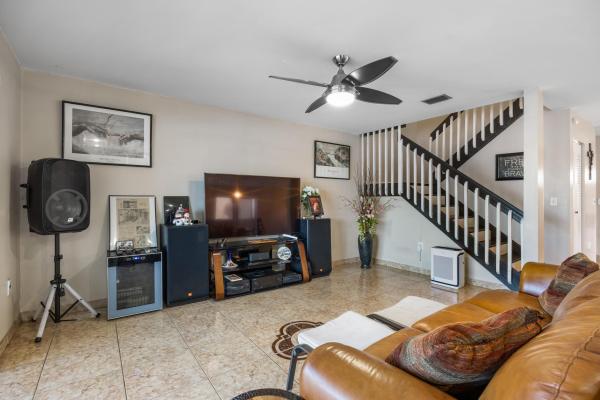 Lakeside Key, 940 SW 96th Ave, Pembroke Pines, Florida 33025, image 1