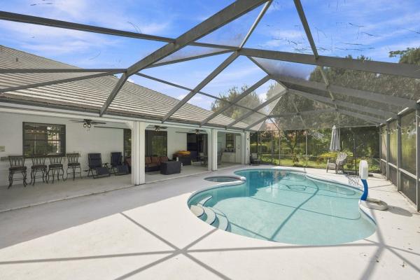 Country Club Estates Parc, 756 SW Pelican Cv, Port St. Lucie, Florida 34986, image 3