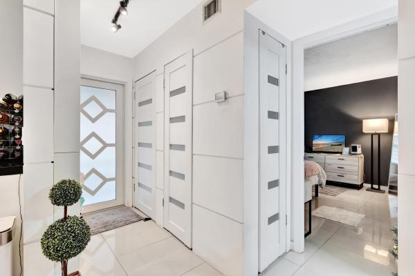 Deerfield Beach Gardens, 400 SE 10th St #302, Deerfield Beach, Florida 33441, image 1