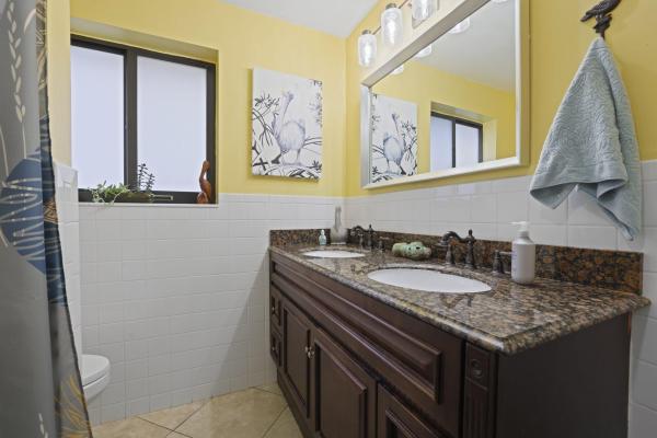 Middle River Manor, 2332 NE 17th Ter, Wilton Manors, Florida 33305, image 1