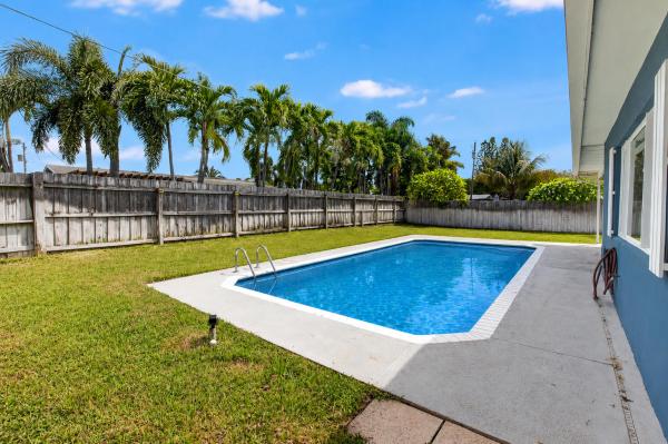 Golfview Harbour, 1023 SW 25th Pl, Boynton Beach, Florida 33426, image 3
