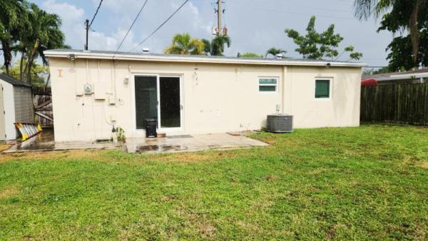 Collier Estates, 5811 NE 6th Ave, Oakland Park, Florida 33334, image 1