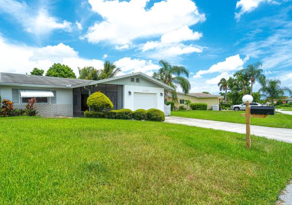 Delray Villas 4 & 5, 6085 Stanley Ln, Delray Beach, Florida 33484, image 3