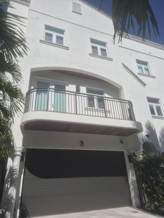 Seaside Villas, 71 Isle Of Venice Dr, Fort Lauderdale, Florida 33301, image 3