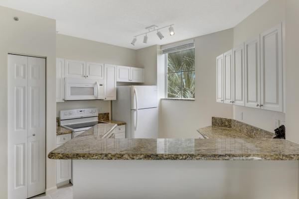 The Courtyards In CityPlace, 630 S Sapodilla Ave #411, West Palm Beach, Florida 33401, image 3