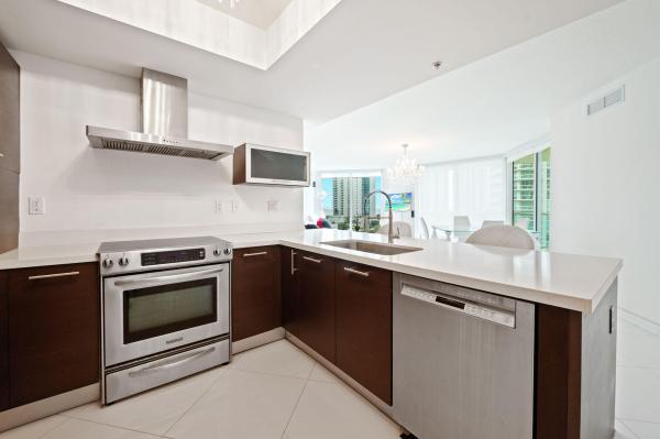 St Tropez On The Bay, 200 Sunny Isles Blvd #2-806, Sunny Isles Beach, Florida 33160, image 3