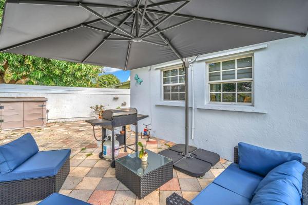 Cresthaven, 404 S 62nd Ter, Hollywood, Florida 33023, image 1