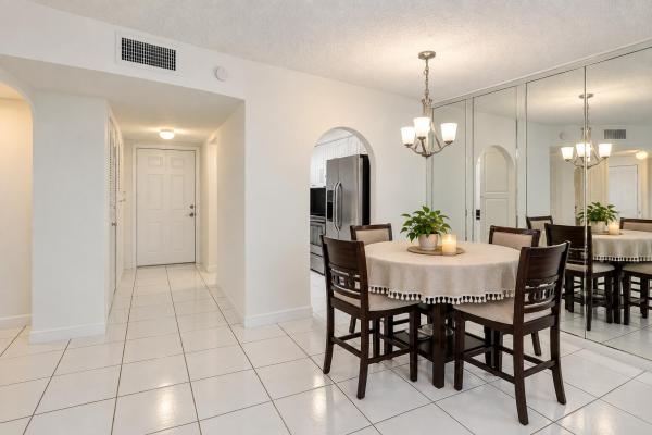 Sunrise Lakes 1, 2651 E Sunrise Lakes Dr #104, Sunrise, Florida 33322, image 1