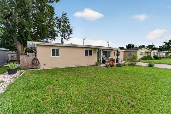 Playland Estates, 5900 Atlanta St, Hollywood, Florida 33021, image 2