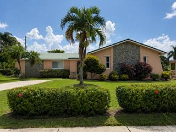 135 SW 7th Ave, South Bay, Florida 33493, image 1