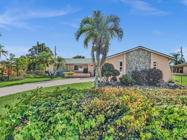 135 SW 7th Ave, South Bay, Florida 33493, image 1