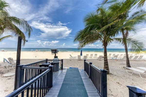 Pompano Aegean, 1010 S Ocean Blvd #1516, Pompano Beach, Florida 33062, image 1