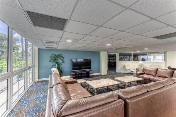 Pompano Aegean, 1010 S Ocean Blvd #1516, Pompano Beach, Florida 33062, image 3