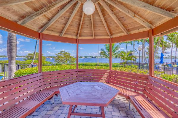 Half Moon Bay, 103 Half Moon Cir #H1, Hypoluxo, Florida 33462, image 2