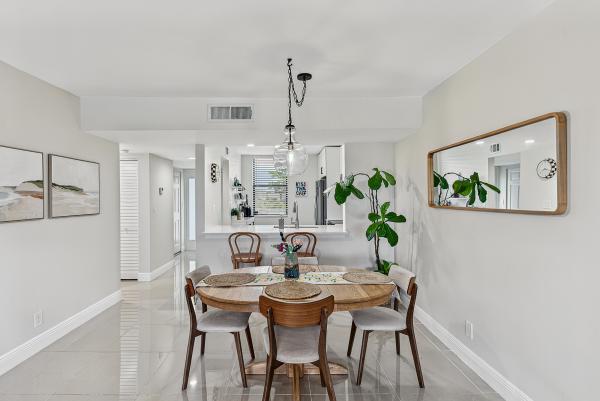 Applewood Village 2, 2768 Carambola Cir S #506, Coconut Creek, Florida 33066, image 2