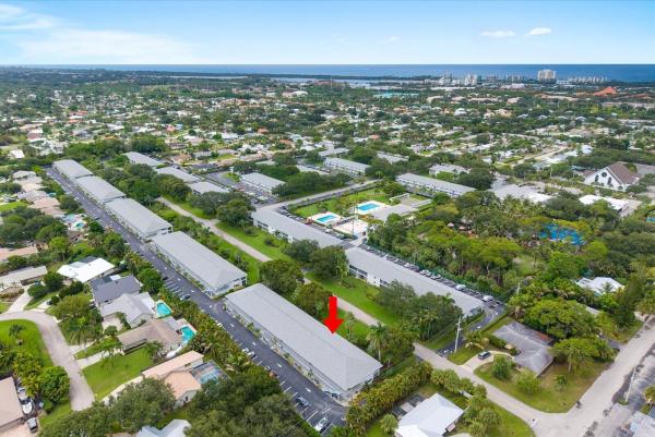 Tequesta Garden, 2 Garden St #203M, Tequesta, Florida 33469, image 1