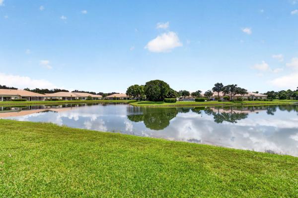 Lighthouse Pointe At Baywinds, 2356 Windjammer Way, West Palm Beach, Florida 33411, image 2