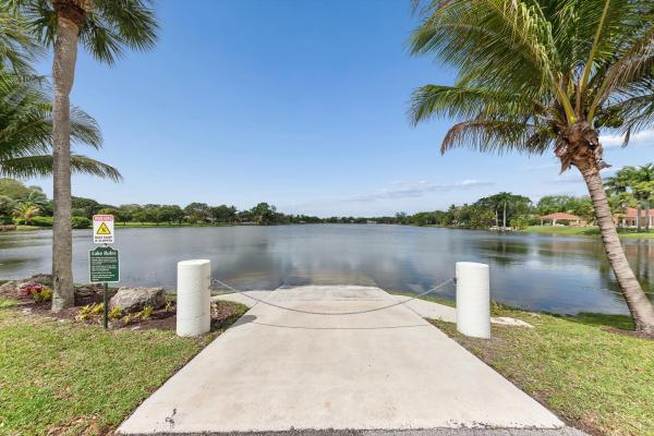 Banyan Estates, 8717 Estate Dr, West Palm Beach, Florida 33411, image 1